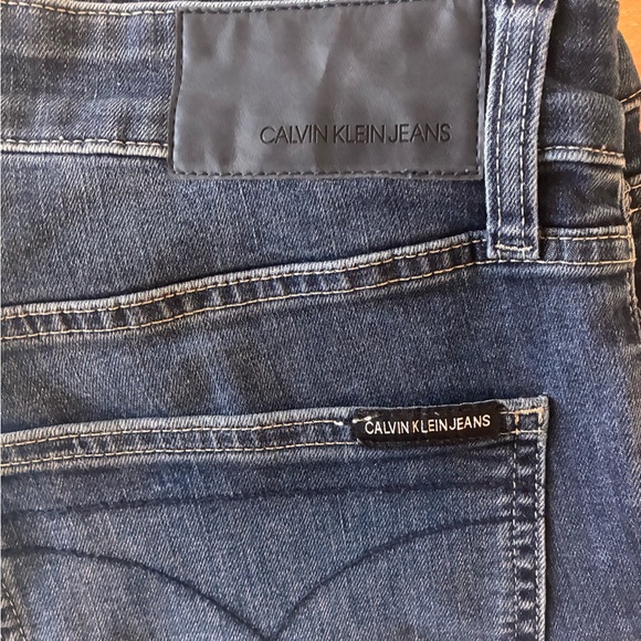 Calvin Klein Jeans Other - Calvin Klein Jeans Dark Blue Denim Wash Zipper Fly 32 x 30 Classic Fit